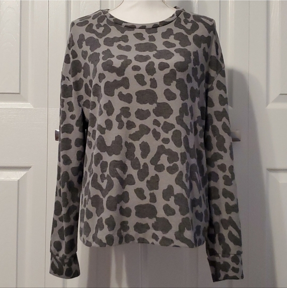 Time and Tru | Animal Print Hacci Top - Picture 1 of 5